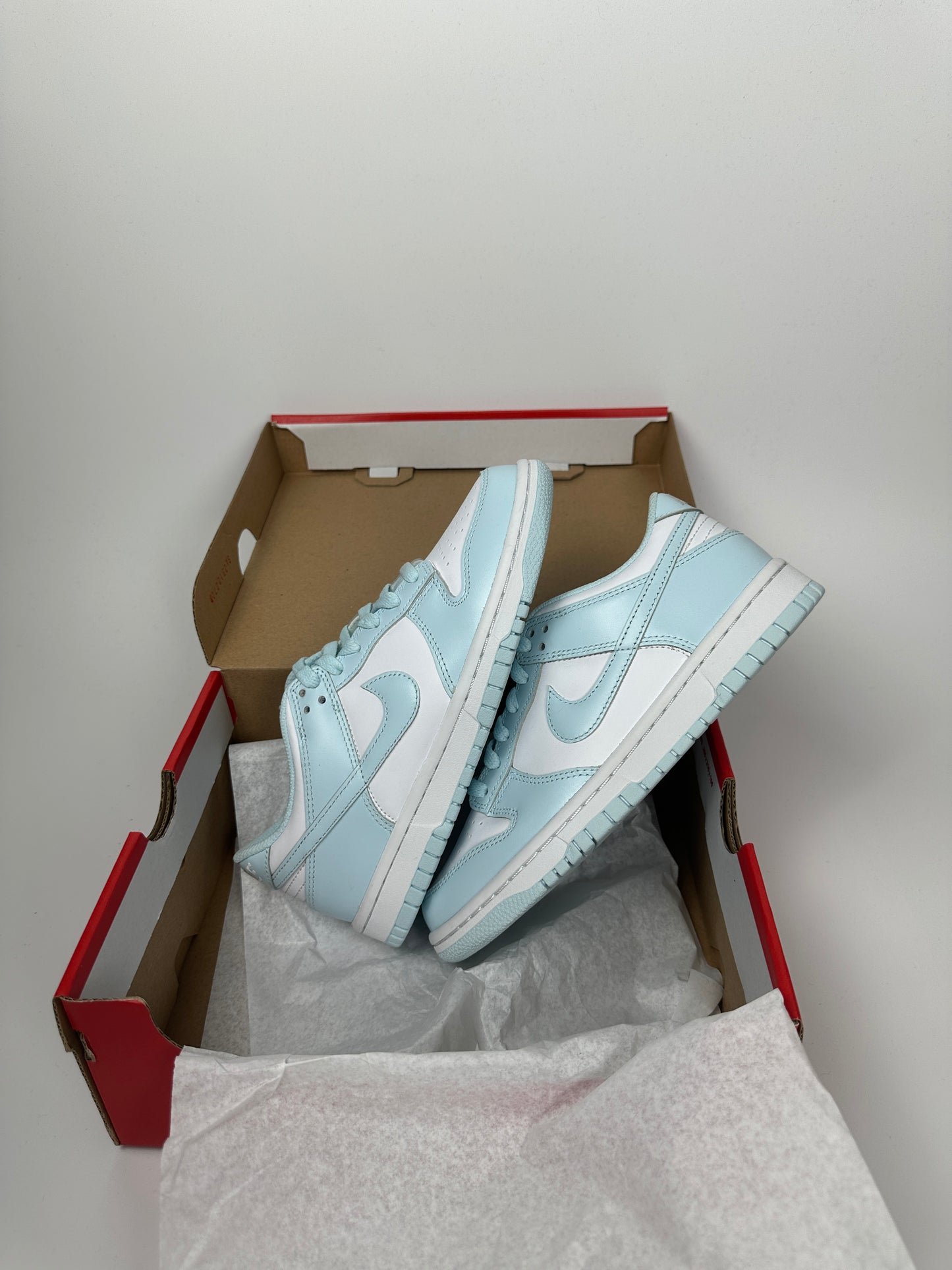 Nike Dunk Low “Glacier Blue”