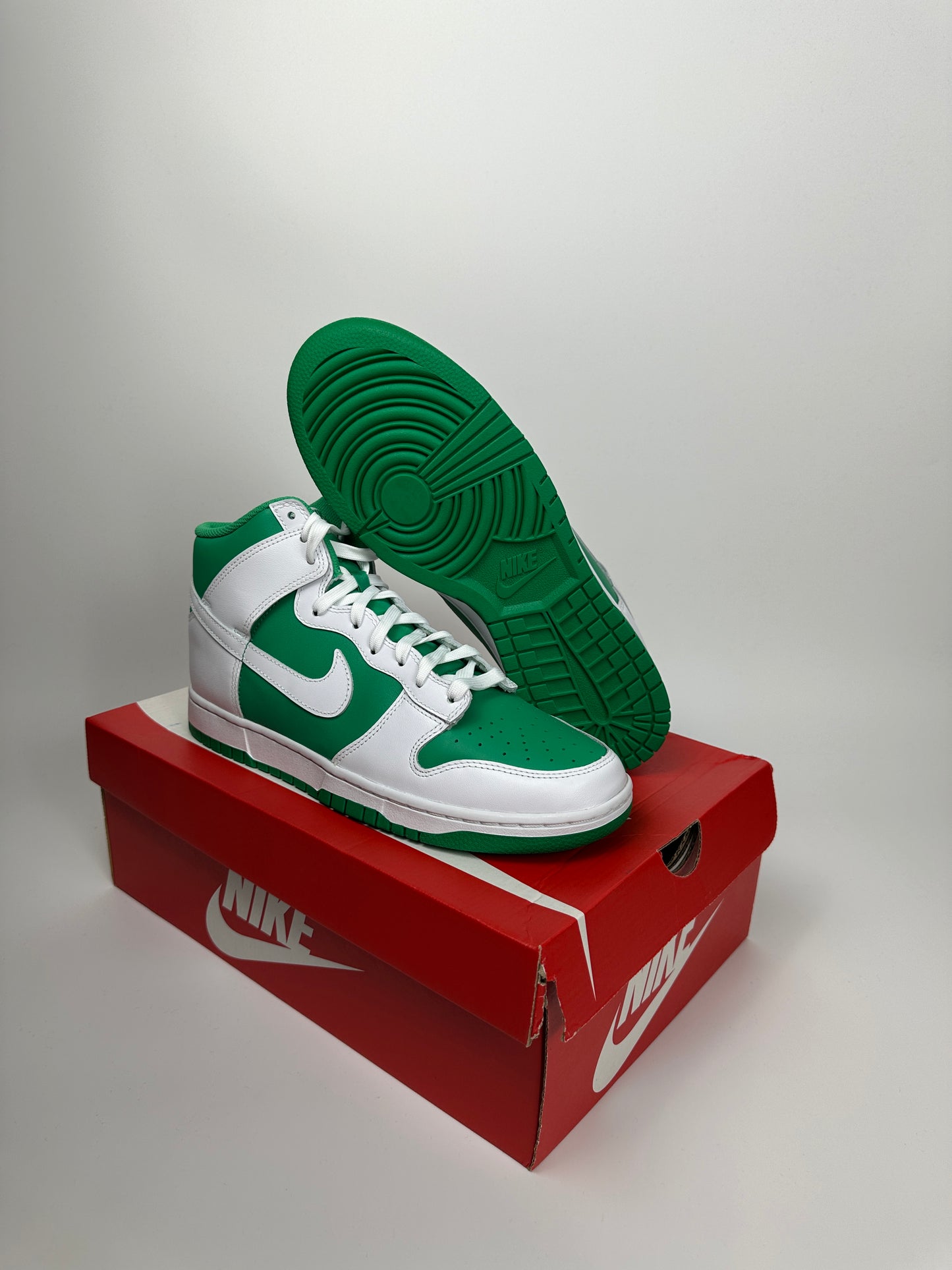 Nike Dunk High “Stadium Green”