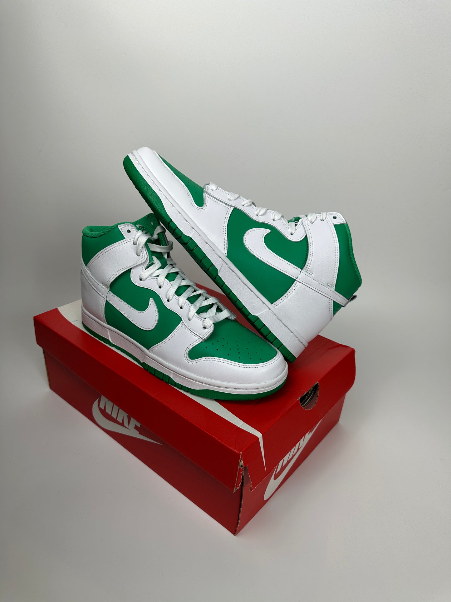Nike Dunk High “Stadium Green”