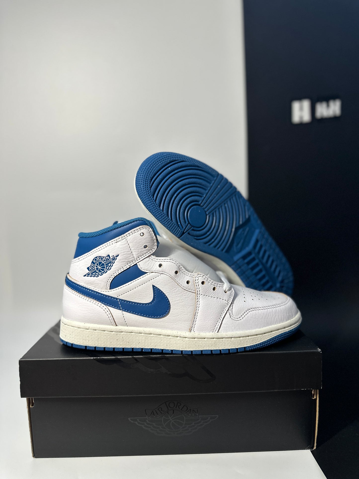 Nike Air Jordan 1 Mid SE “White Industrial Blue”