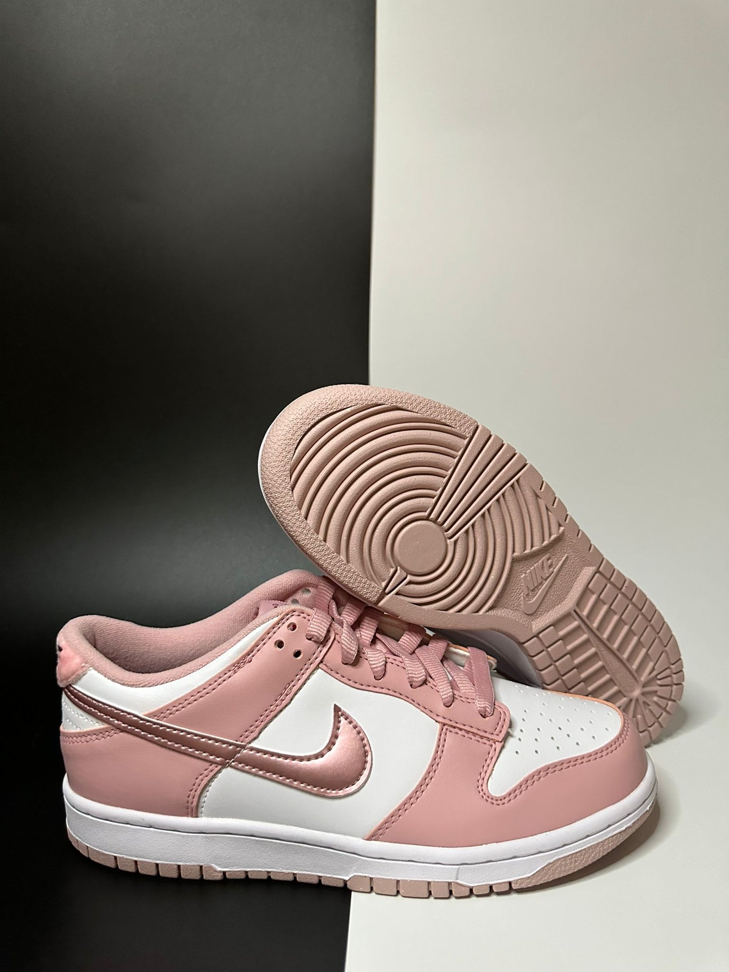 Nike Dunk Low "Pink Velvet"