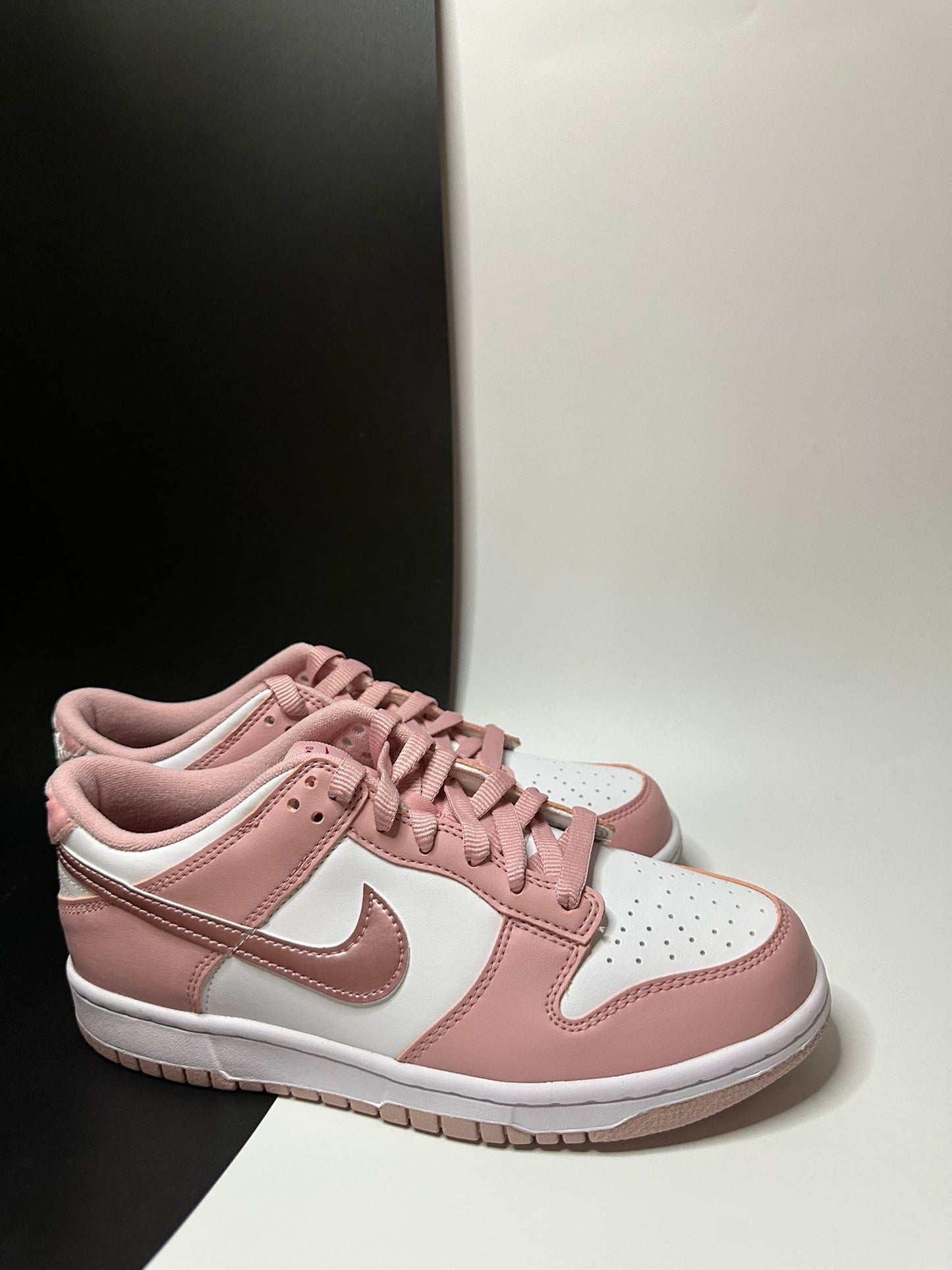 Nike Dunk Low "Pink Velvet"