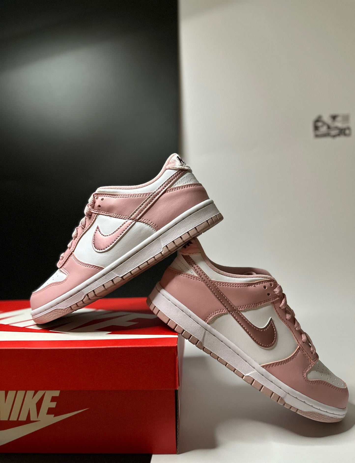 Nike Dunk Low "Pink Velvet"