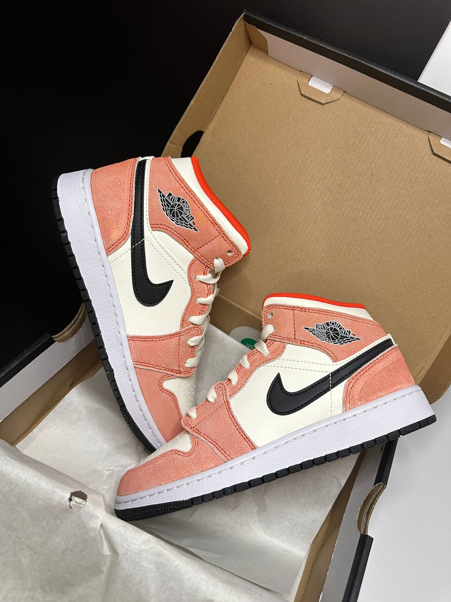 Nike Air Jordan 1 Mid "Orange Suade"