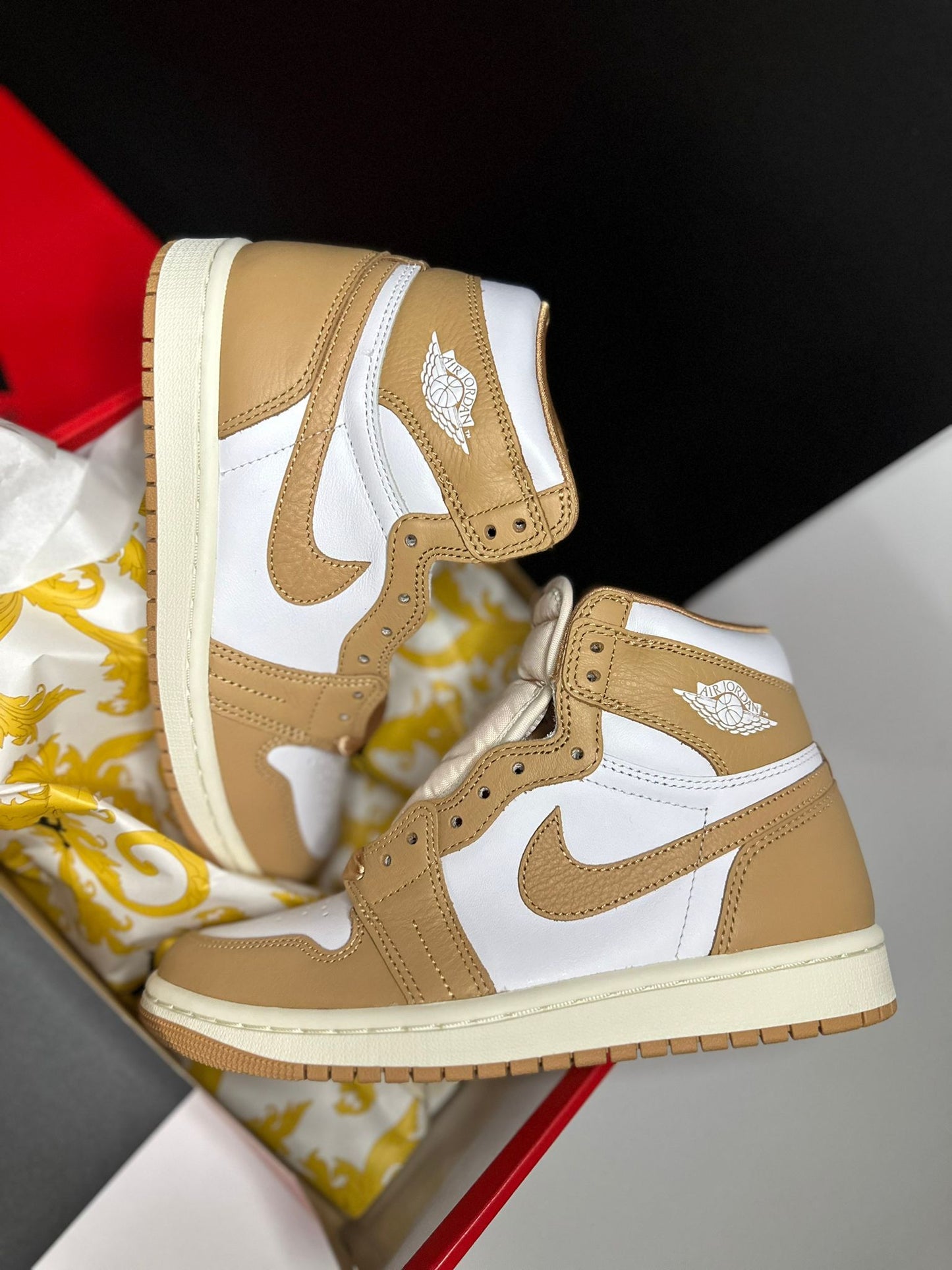 Nike Air Jordan 1 High "Praline"