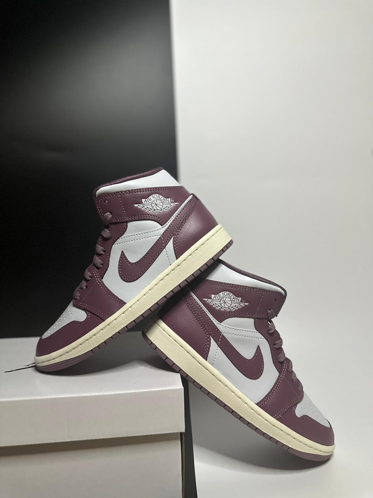 Nike Air Jordan 1 Mid "Sky Mauve"