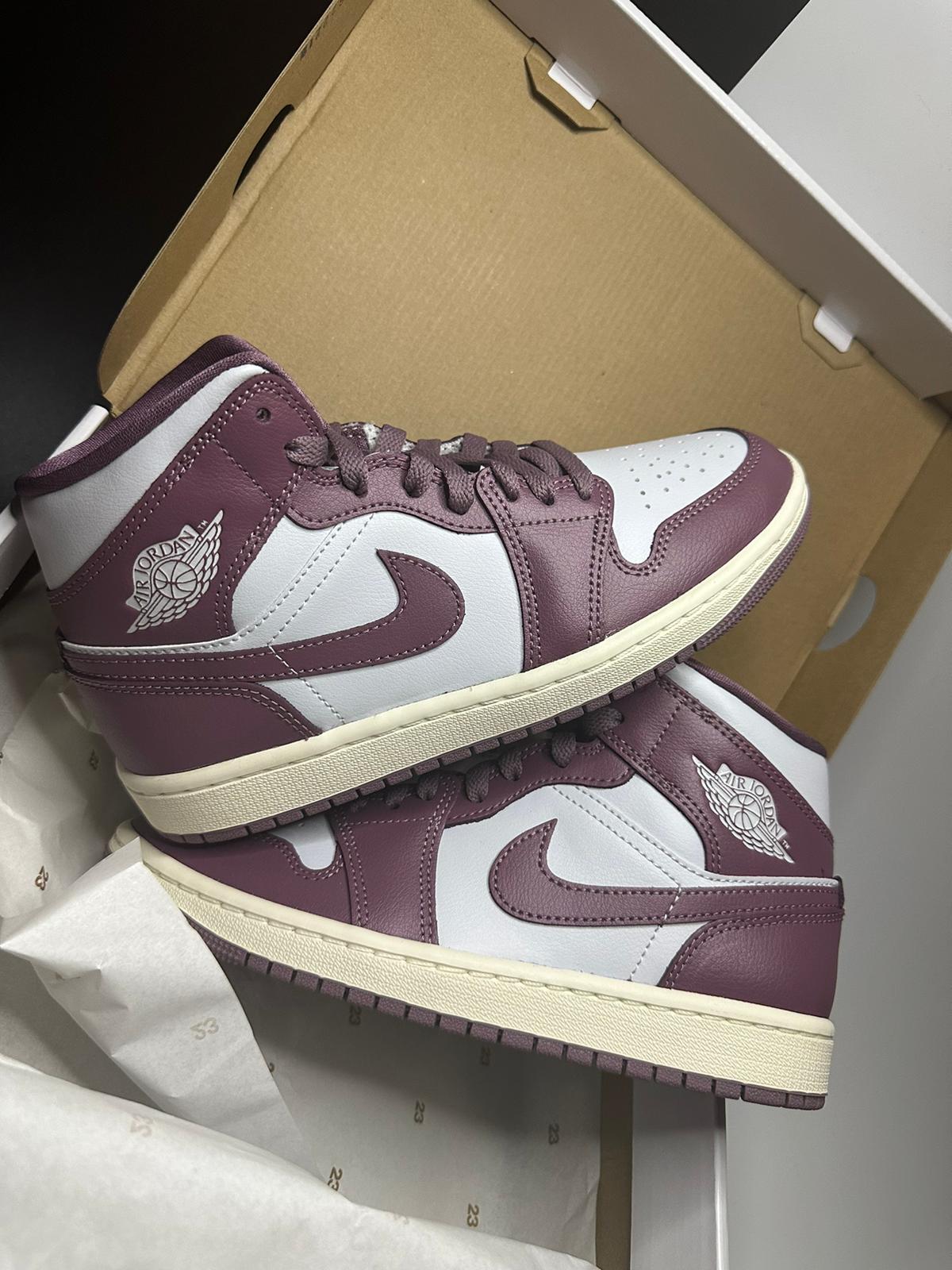 Nike Air Jordan 1 Mid "Sky Mauve"