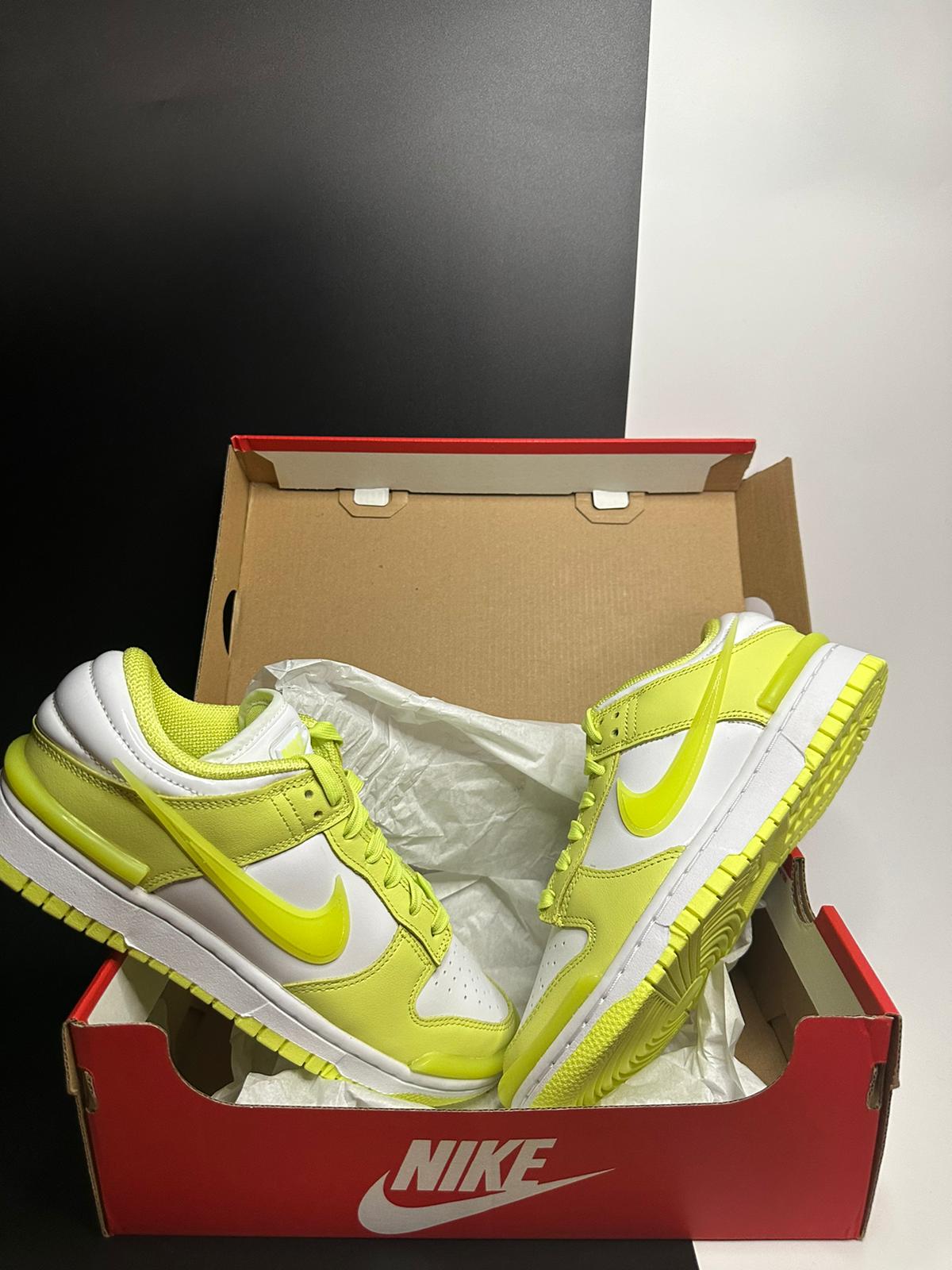 Nike Dunk Low "Lemon Twist"