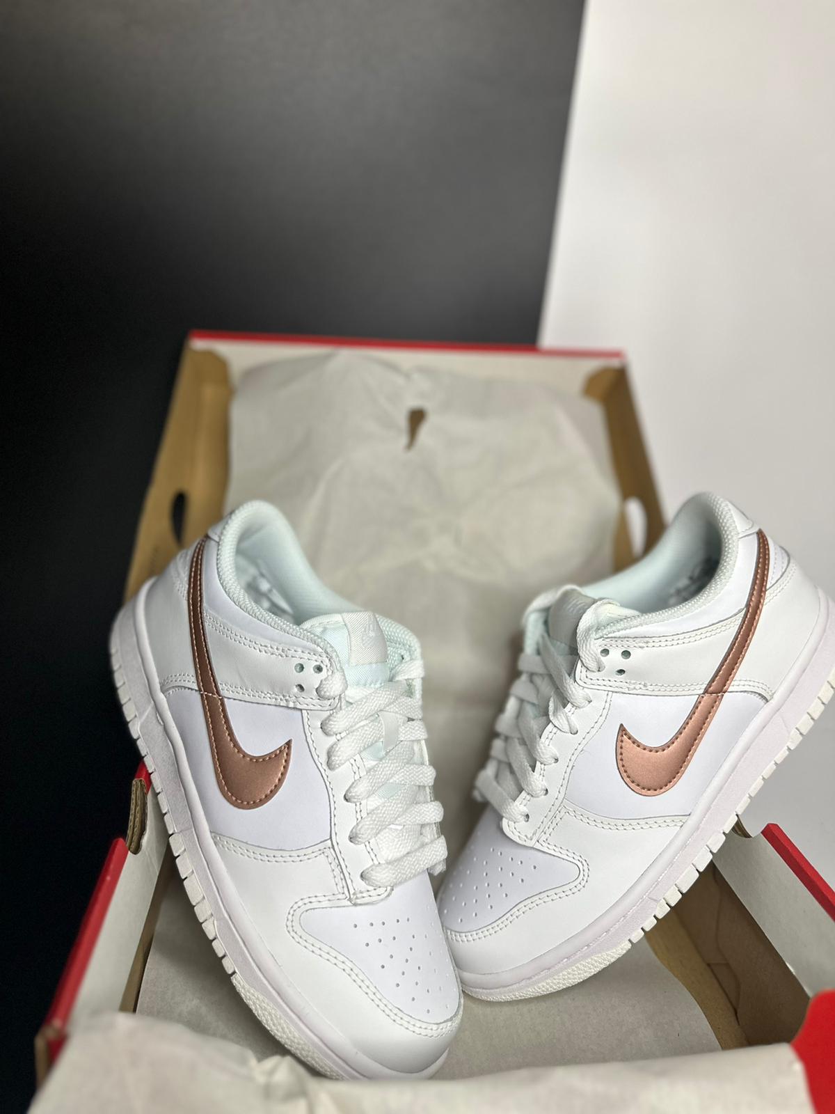 Nike Dunk Low "White Metallic Bronze"
