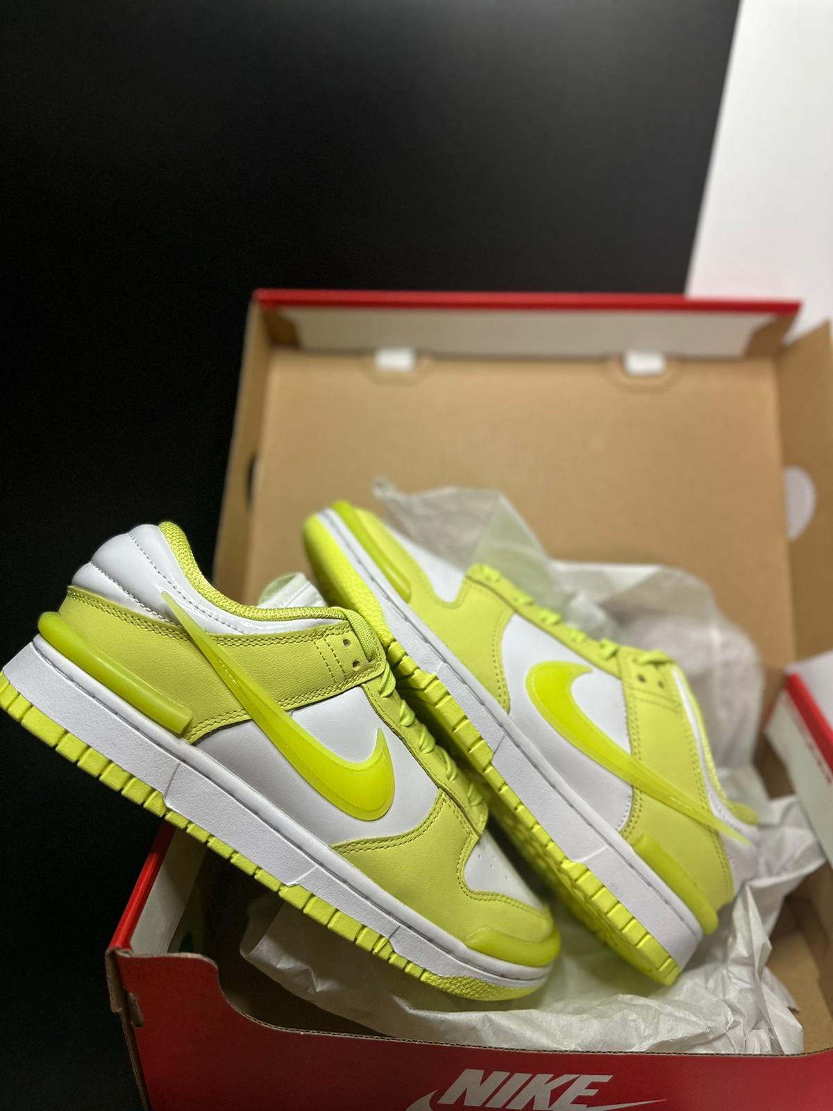 Nike Dunk Low "Lemon Twist"
