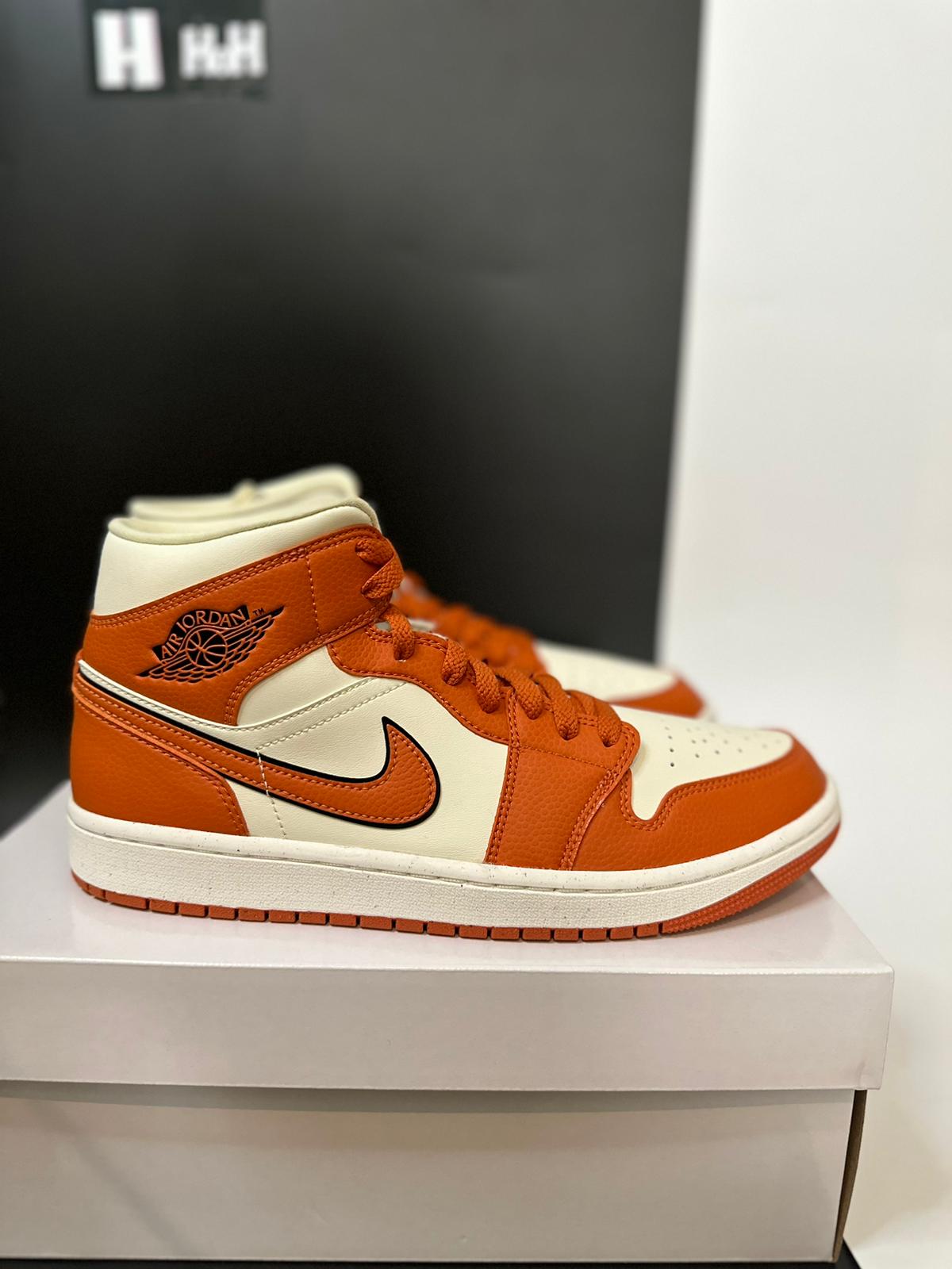 Nike Air Jordan 1 Mid "Sport Spice"