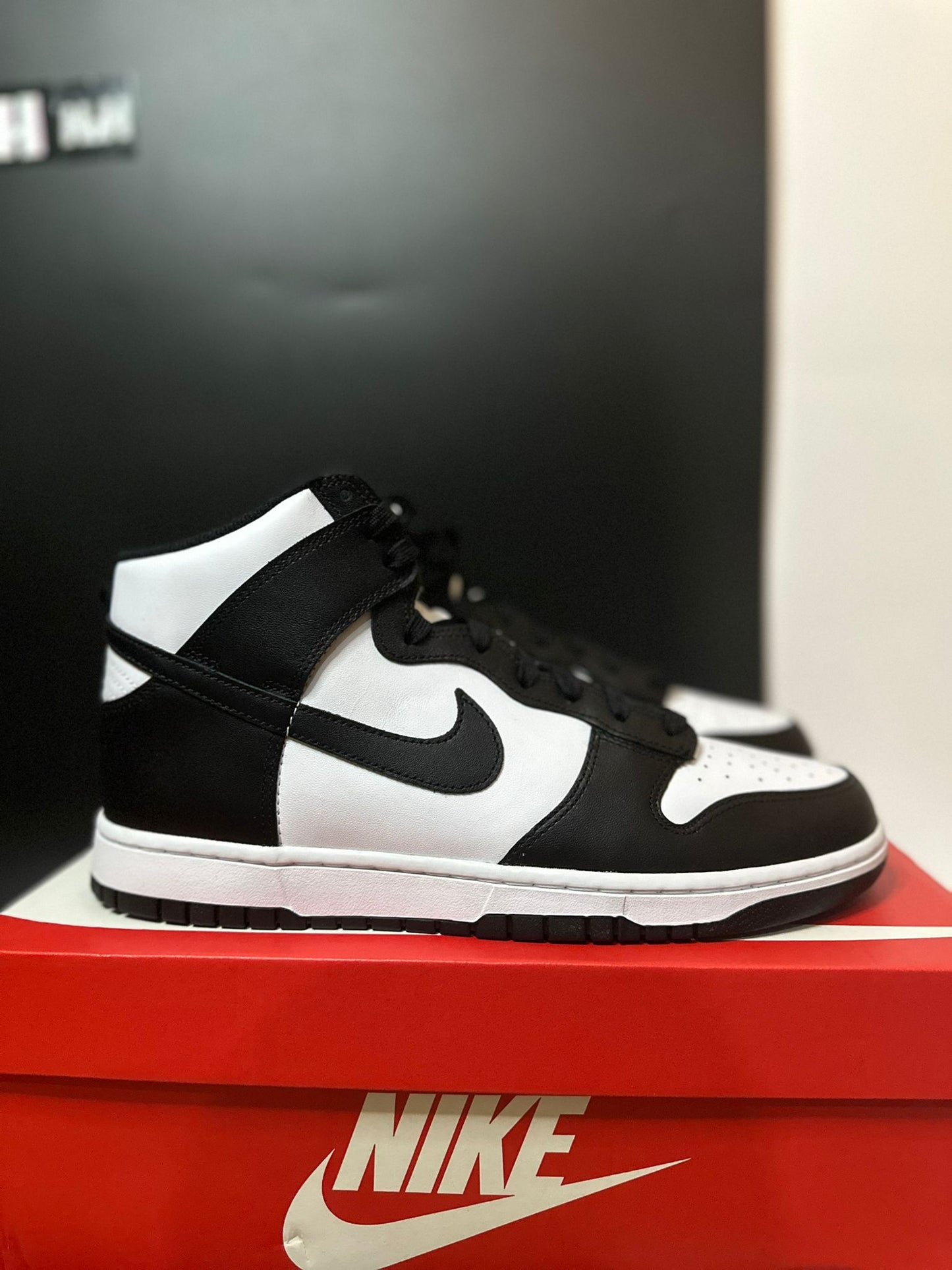 Nike Dunk High Panda