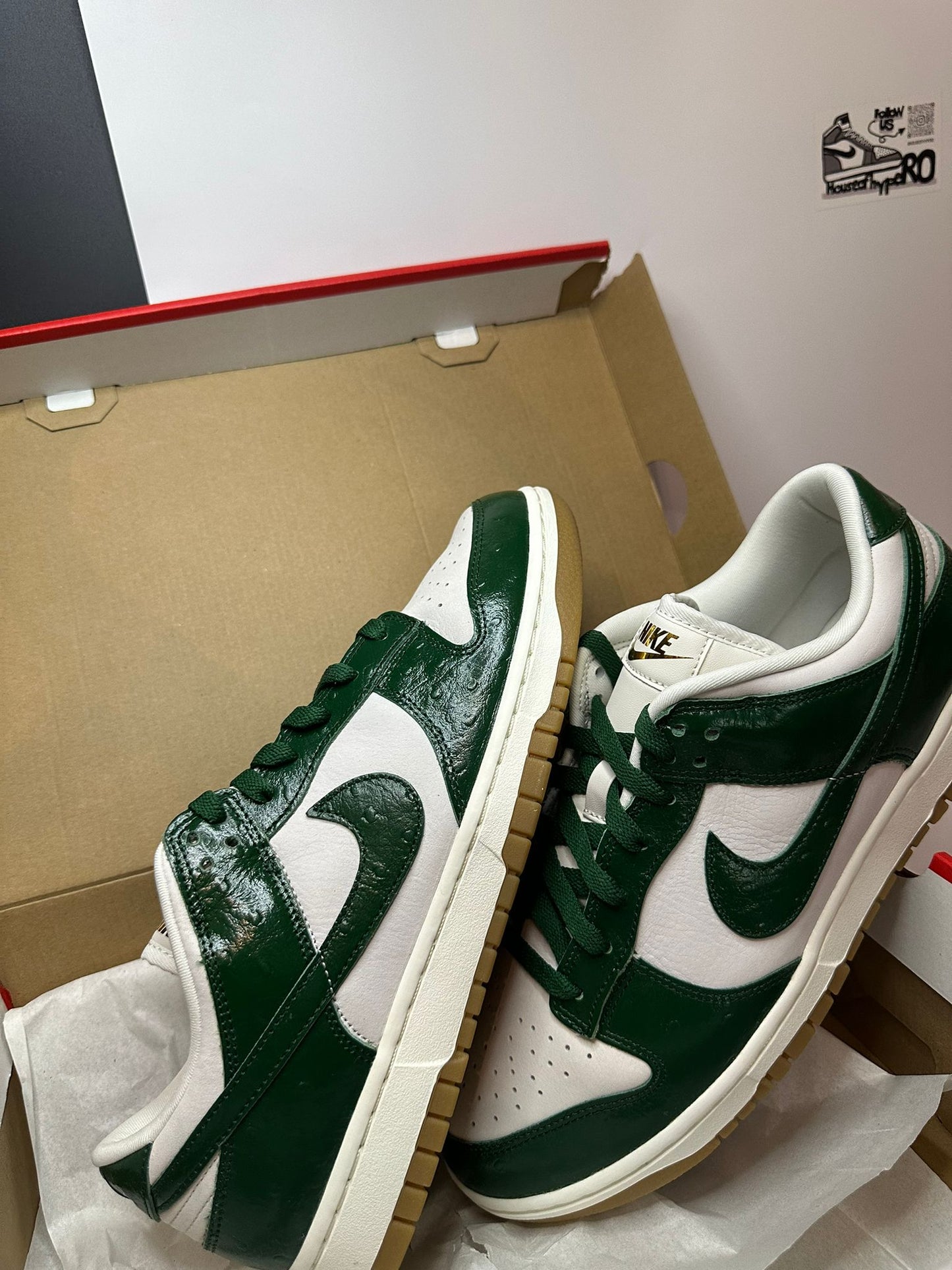 Nike Dunk Low "Phantom Green"