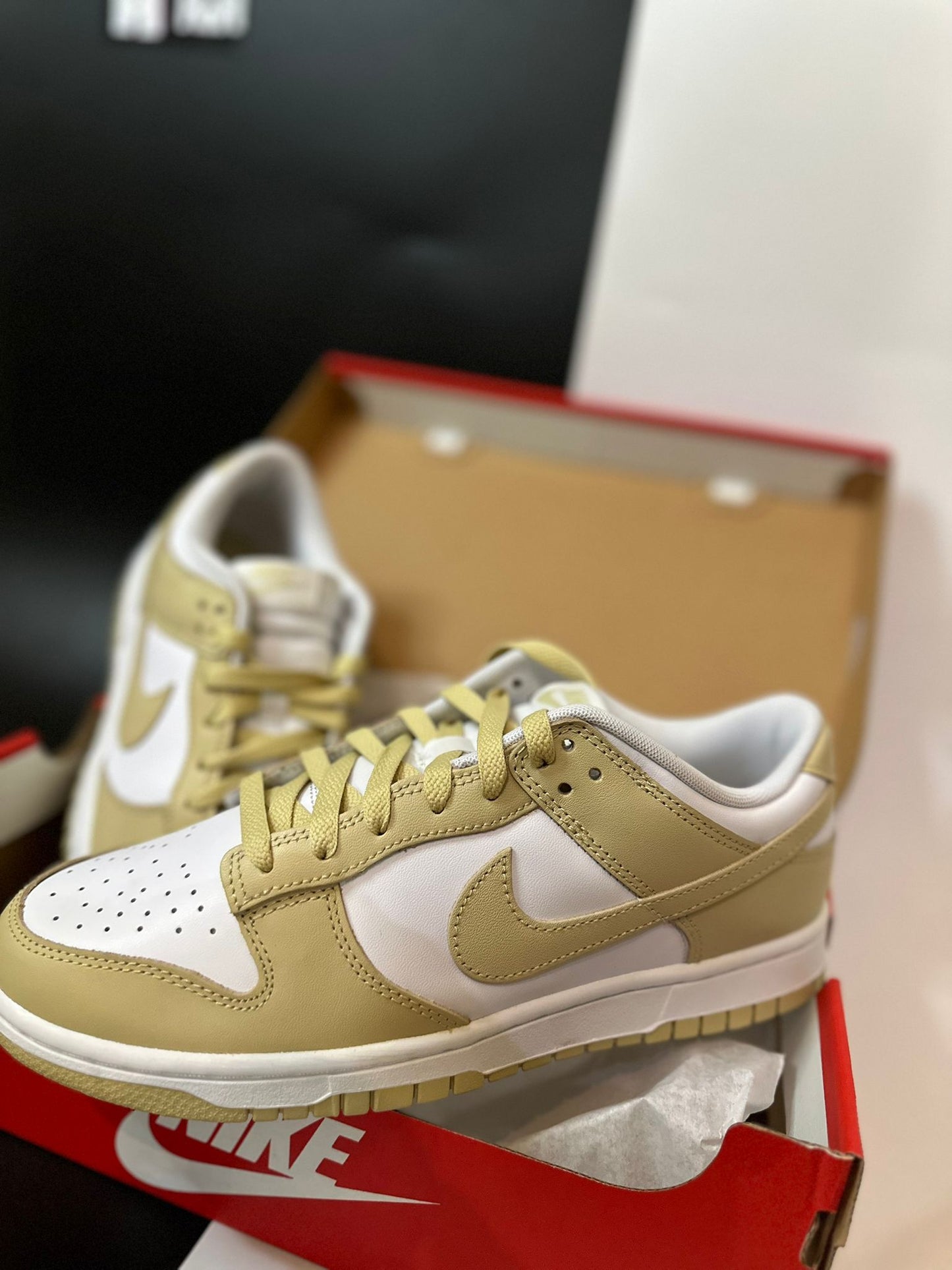 Nike Dunk Low "Cellestial Gold"