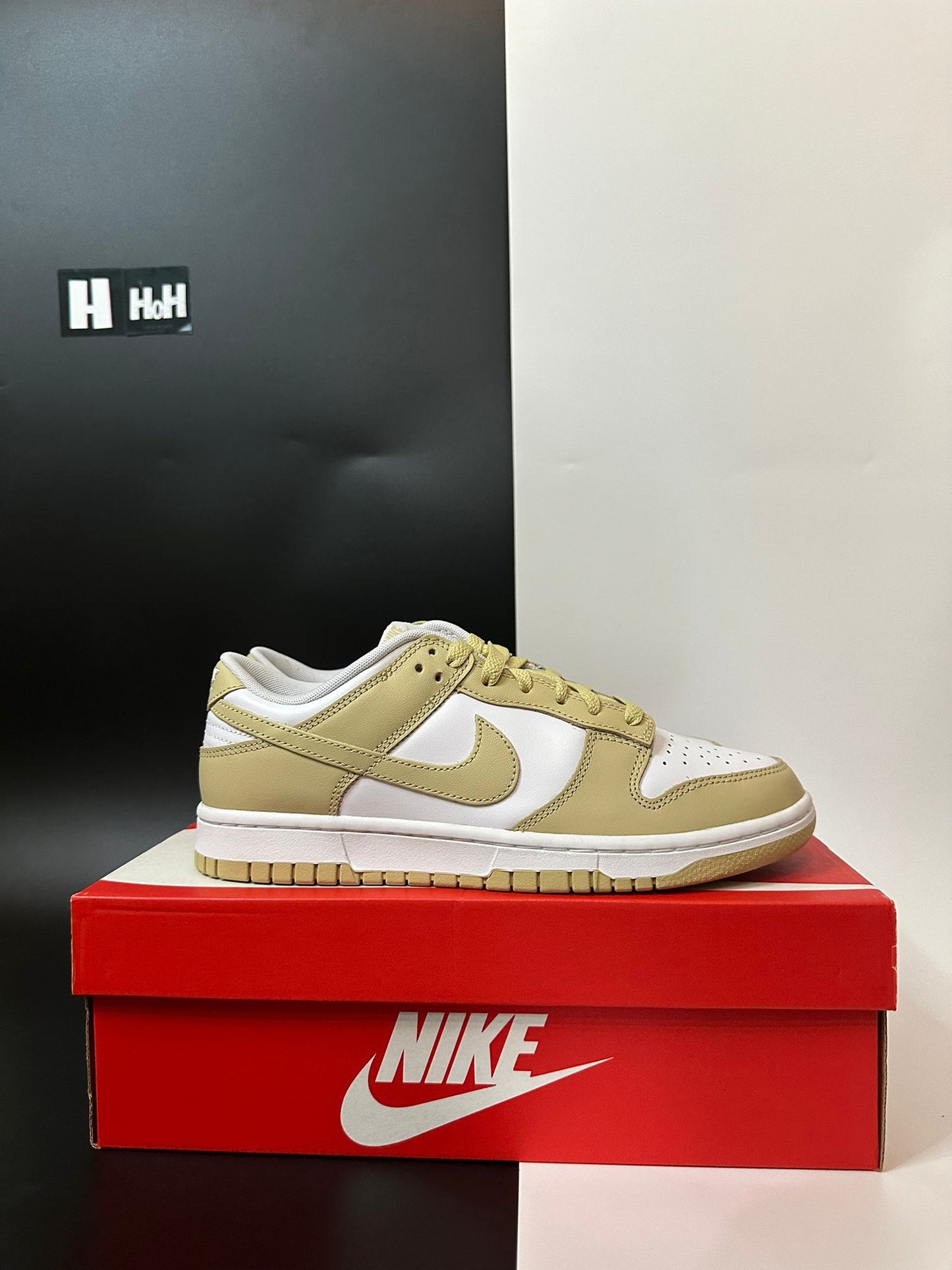 Nike Dunk Low "Cellestial Gold"