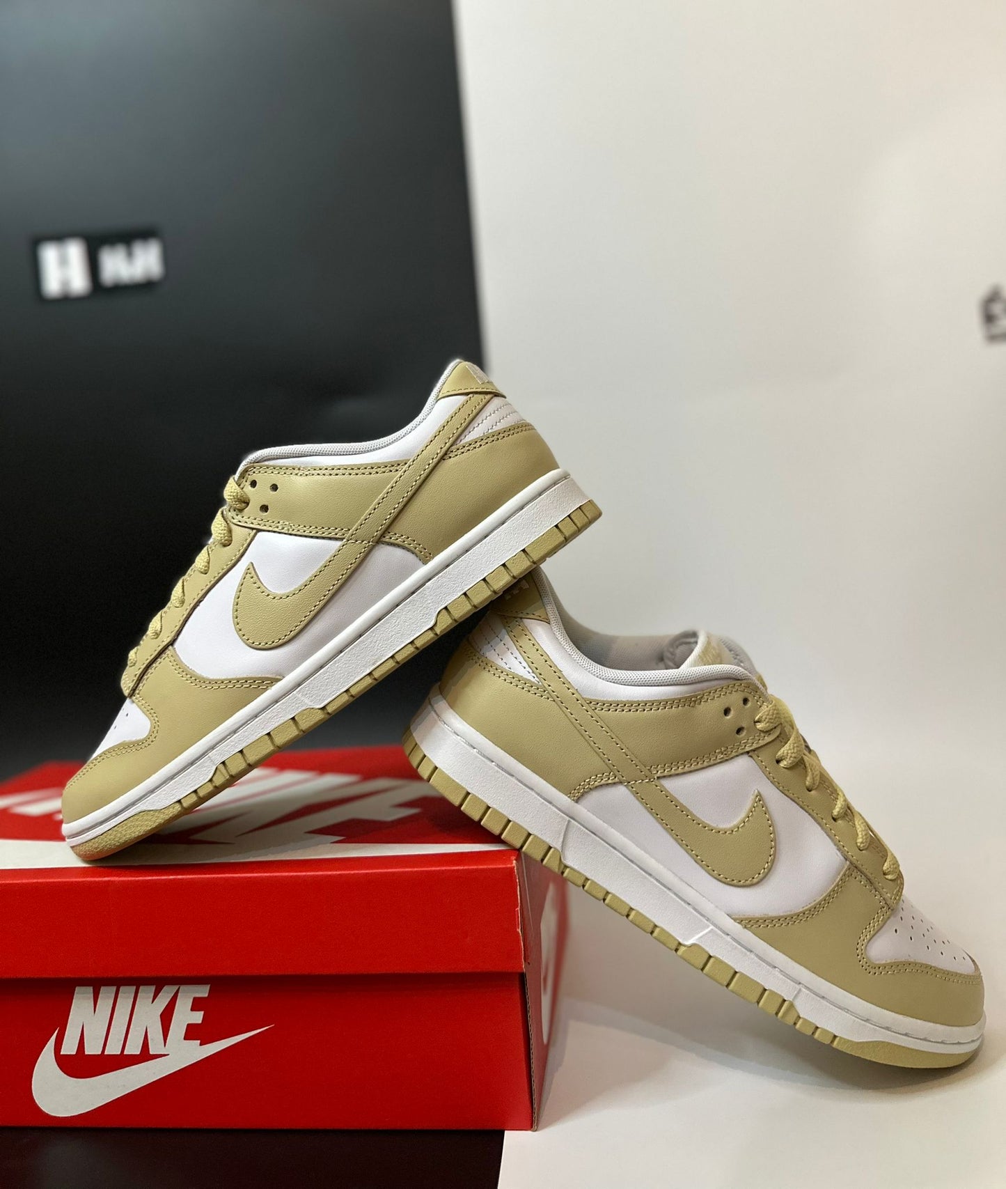 Nike Dunk Low "Cellestial Gold"