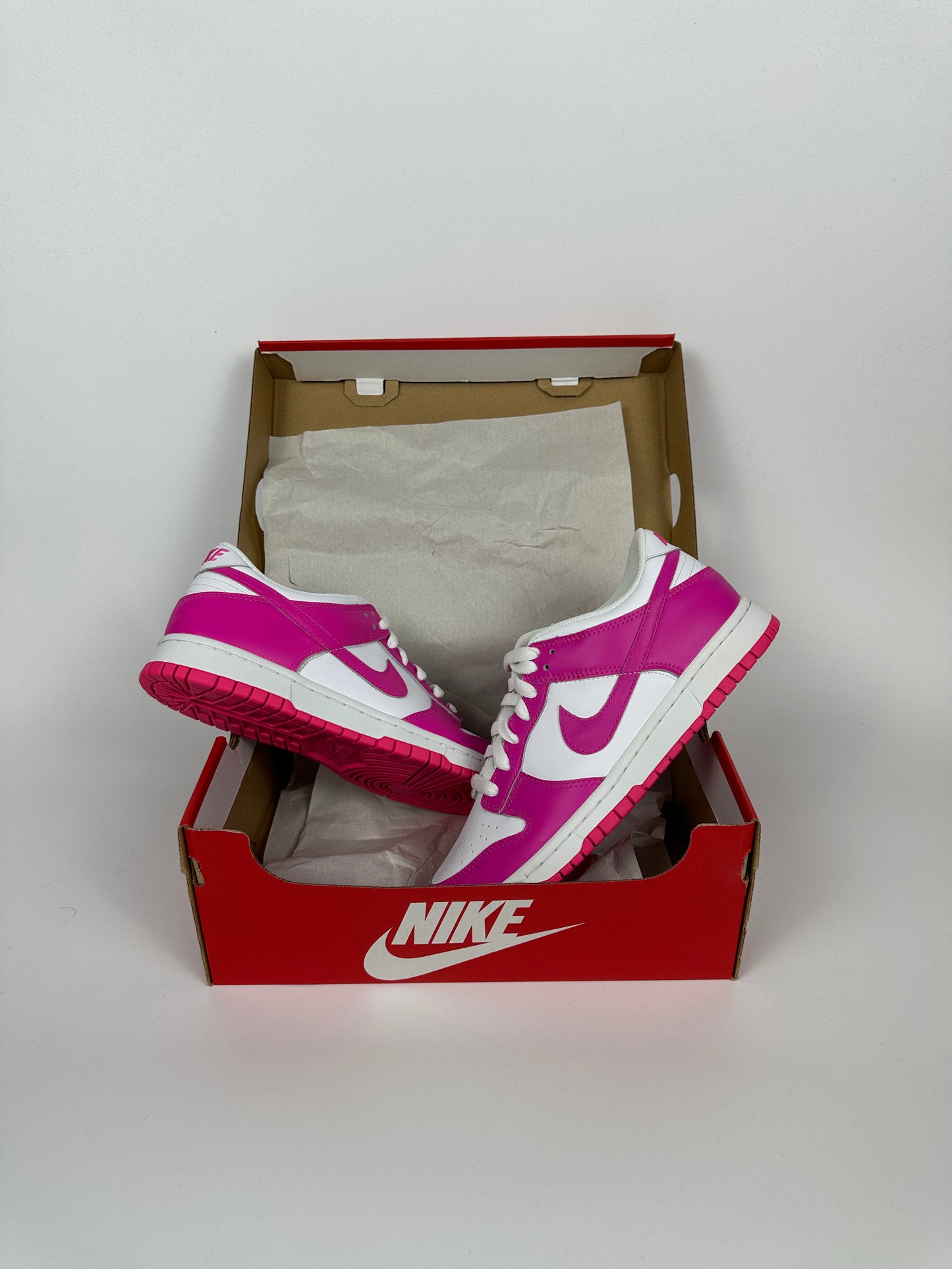 Nike Dunk Low Laser Fuchsia