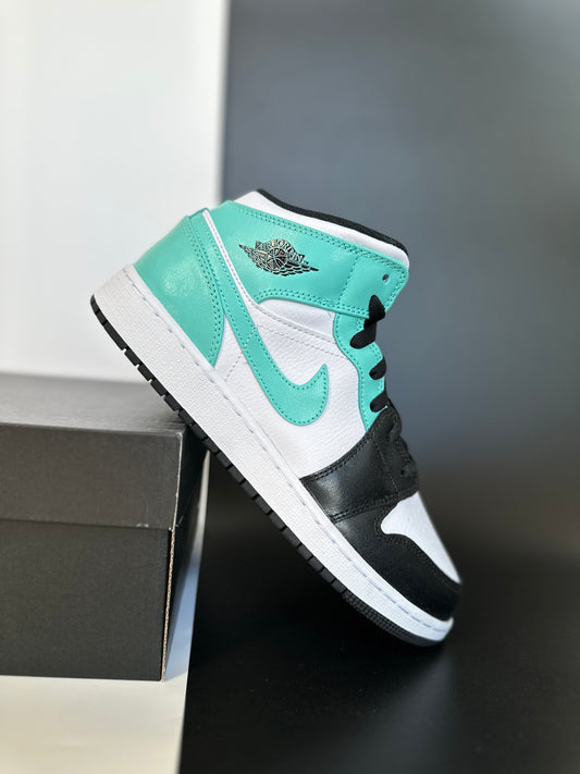 Nike Air Jordan 1 Mid Tropical Twist