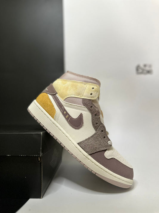 Nike Air Jordan 1 Mid Craft “Taupe Haze”