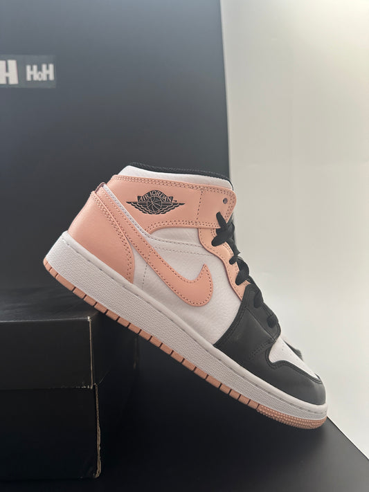 Nike Air Jordan 1 Mid “Crimson Tint”