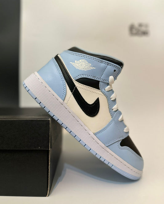 Nike Air Jordan 1 Mid Ice Blue